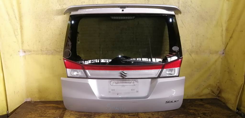 дверь 5-я Suzuki Solio 0