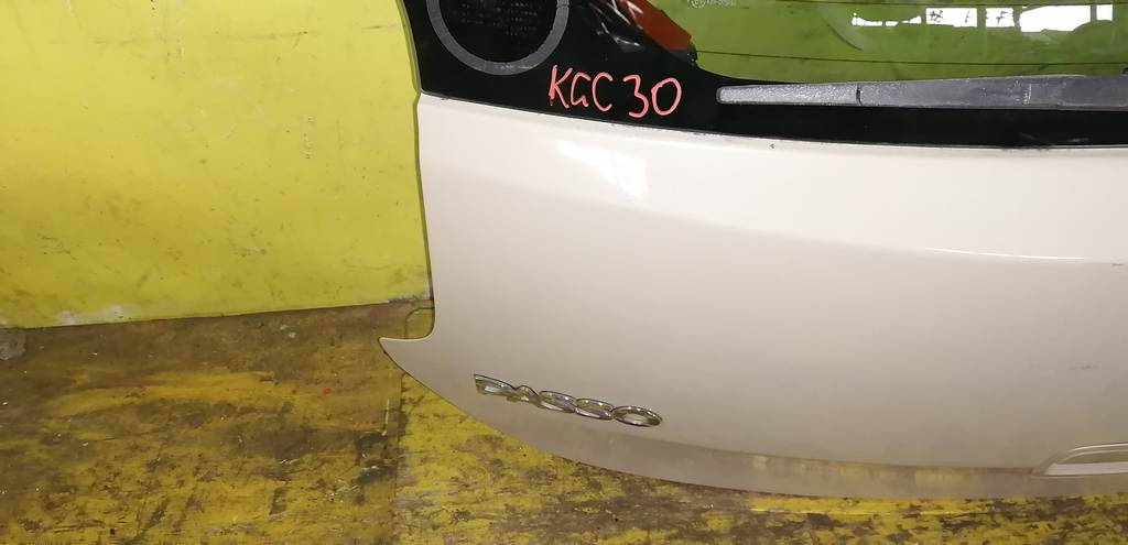 PASSO KGC30 ДВЕРЬ 5-Я Toyota Passo 1