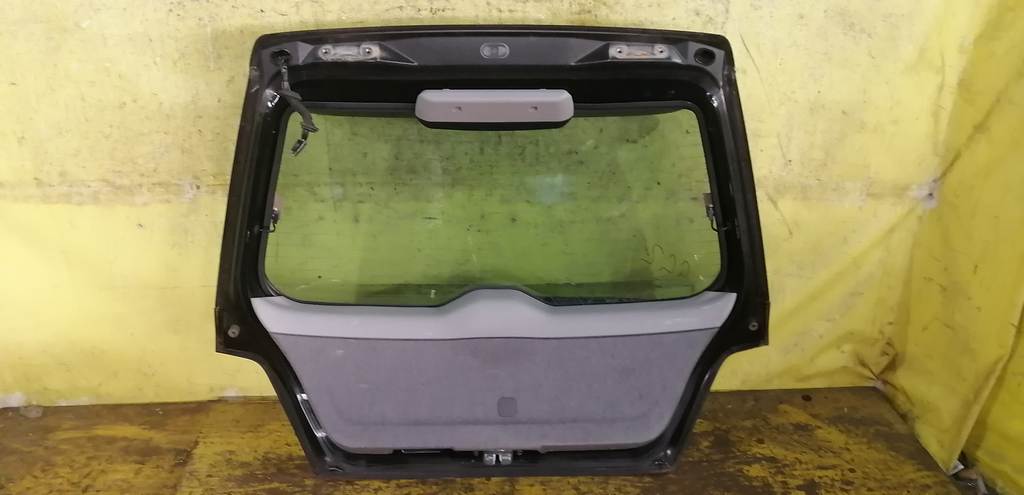 IMPREZA GG2 ДВЕРЬ 5-Я Subaru Impreza 4