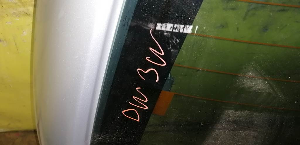 DEMIO DW3W ДВЕРЬ 5-Я Mazda Demio 1