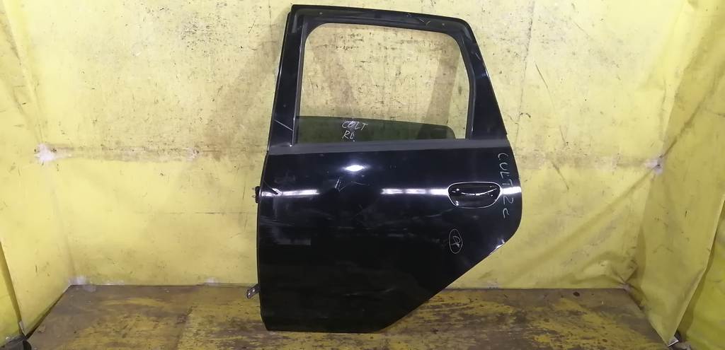 дверь Mitsubishi Colt 0