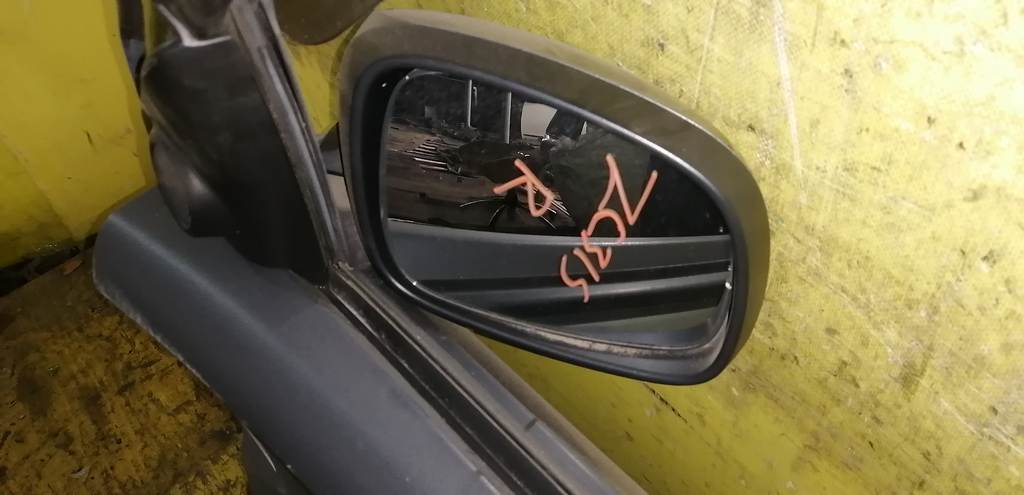 зеркало Suzuki Swift 0