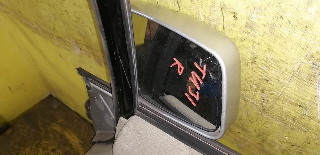 зеркало Nissan Presage 0