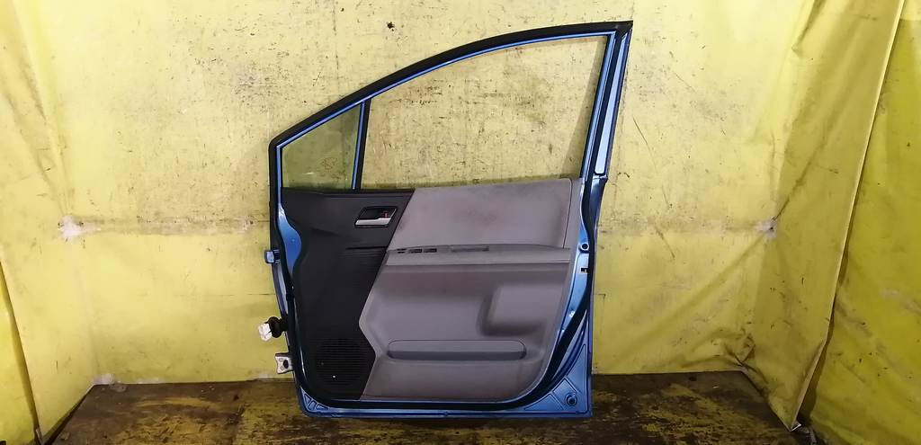 дверь Honda Freed 3