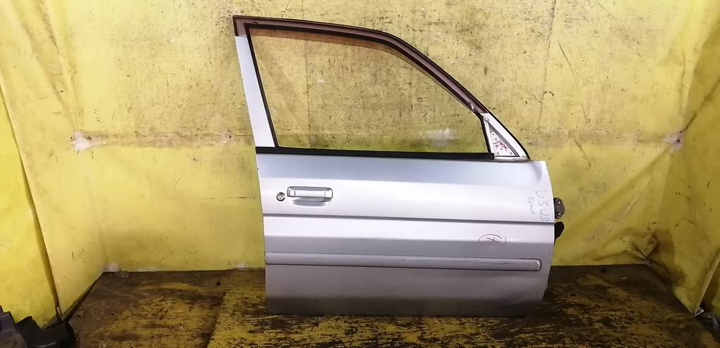 дверь Mazda Demio 0