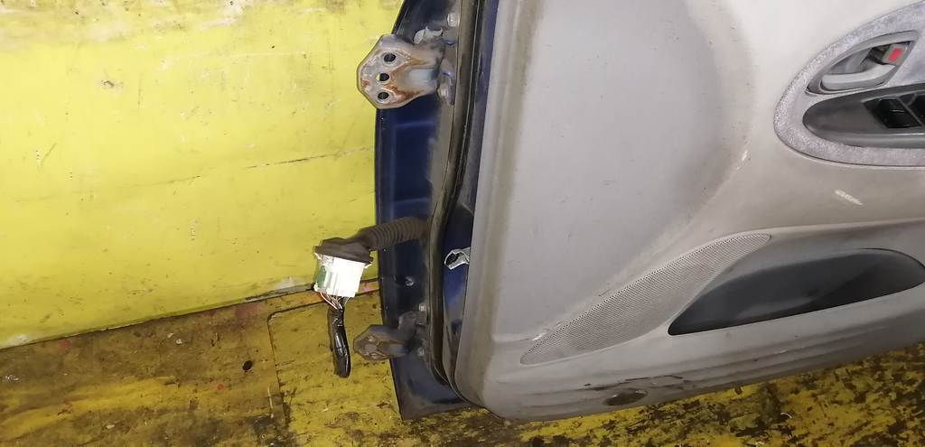 Кузов Mazda MPV 5