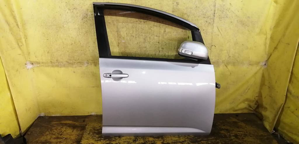 дверь Toyota Ractis 0