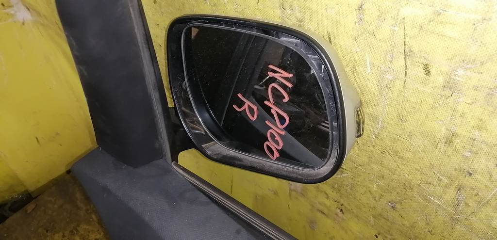 зеркало Toyota Ractis 0