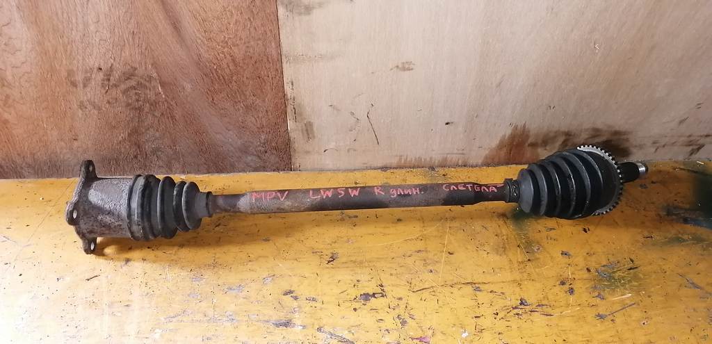 привод Mazda MPV 0