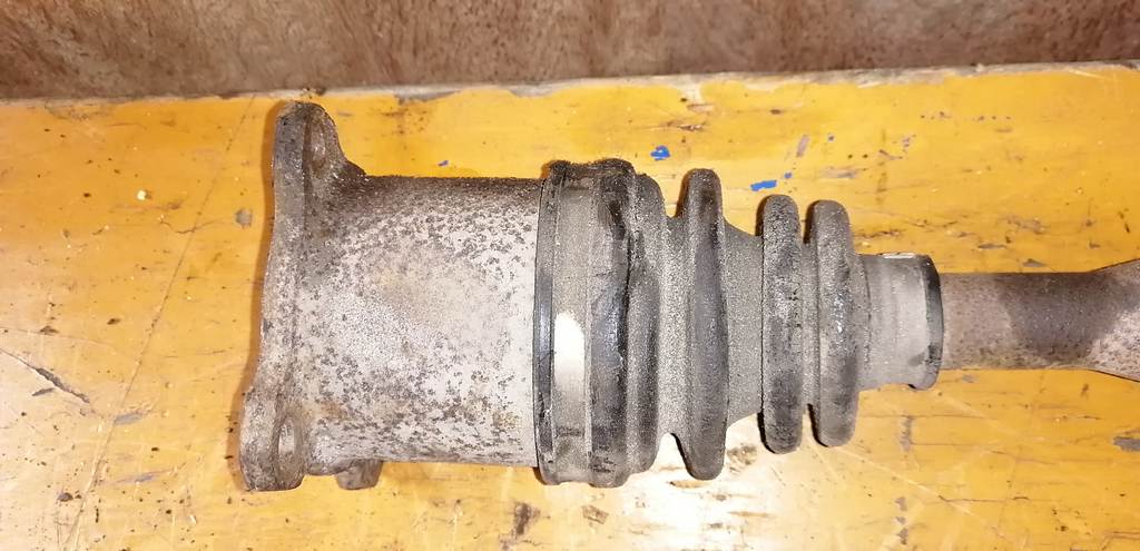 привод Mazda MPV 3