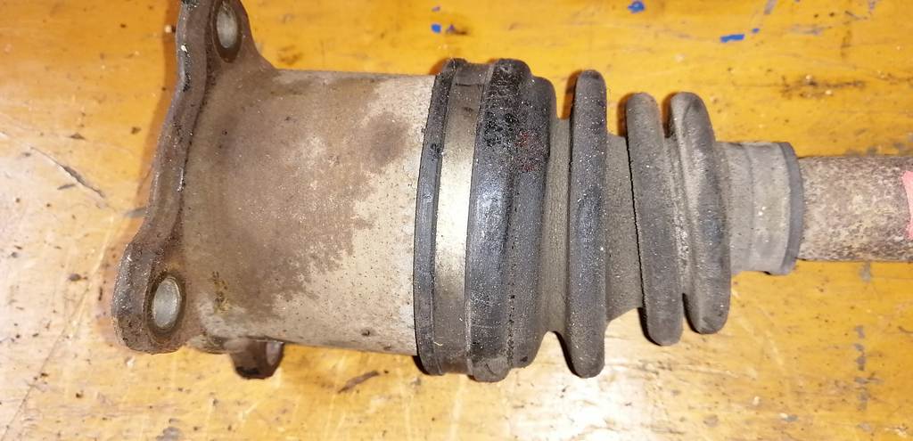 привод Mazda MPV 3