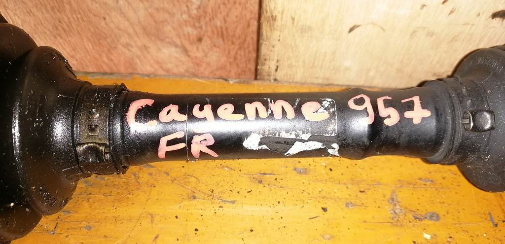 CAYENNE 957 ПРИВОД ПЕРЕДНИЙ ПРАВЫЙ Porsche Cayenne 1