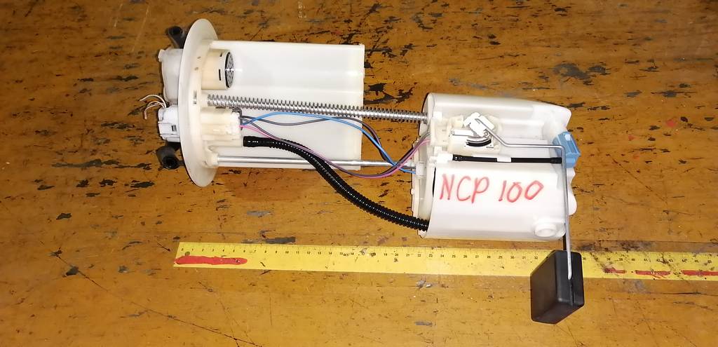 бензонасос Toyota Ractis 0