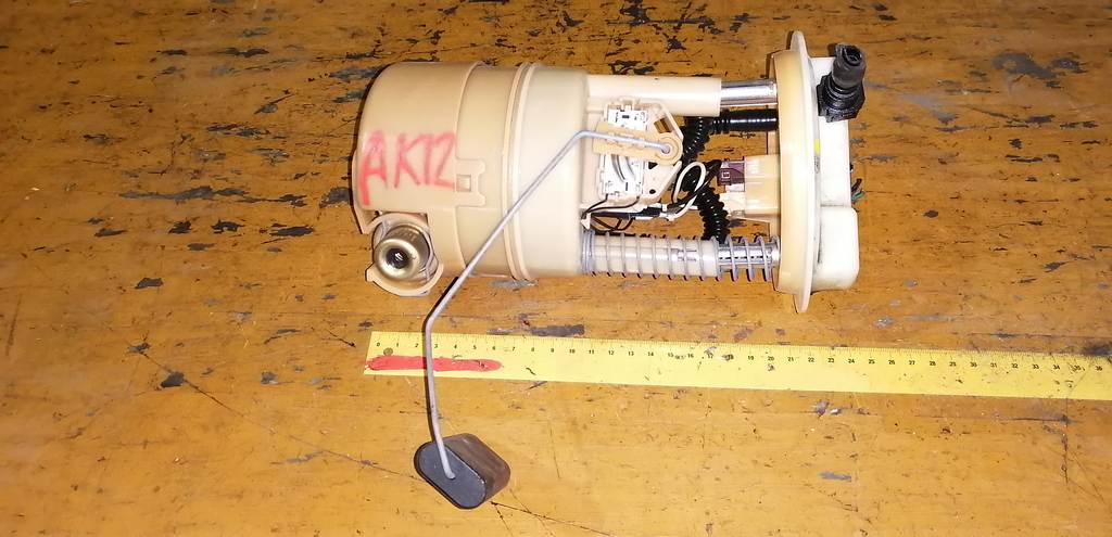 бензонасос Nissan March 0