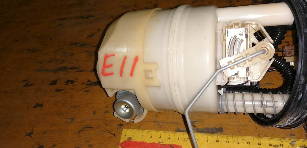 NOTE E11 БЕНЗОНАСОС 17040 1FA1A Nissan Note 1