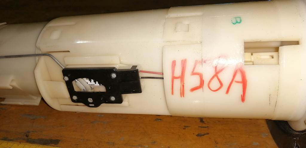 PAJERO MININ H58A БЕНЗОНАСОС Mitsubishi Pajero Mini 1