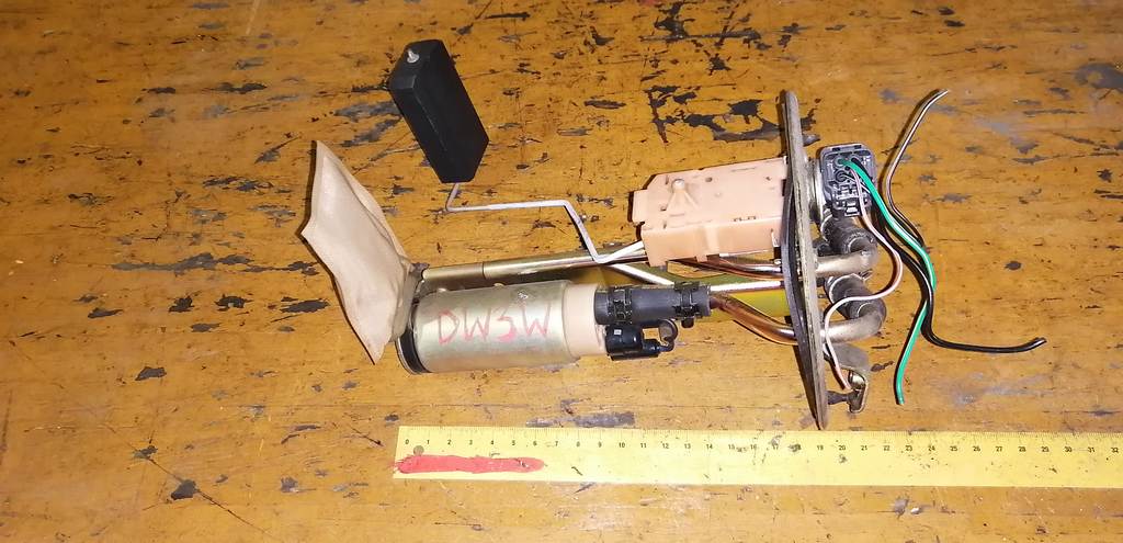 бензонасос Mazda Demio 0