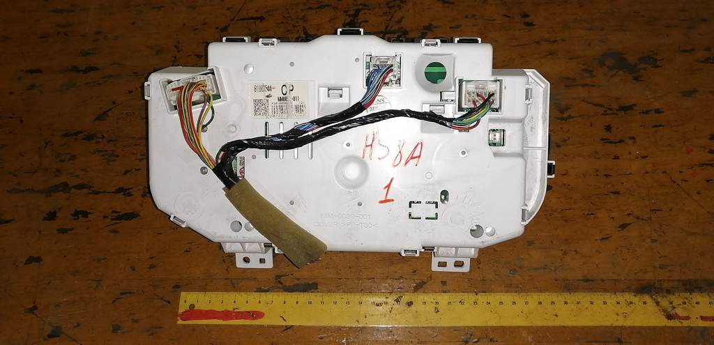 щиток приборов Mitsubishi Pajero Mini 3