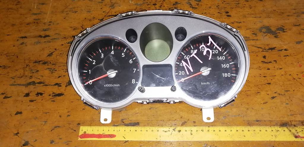 щиток приборов Nissan X-Trail 0