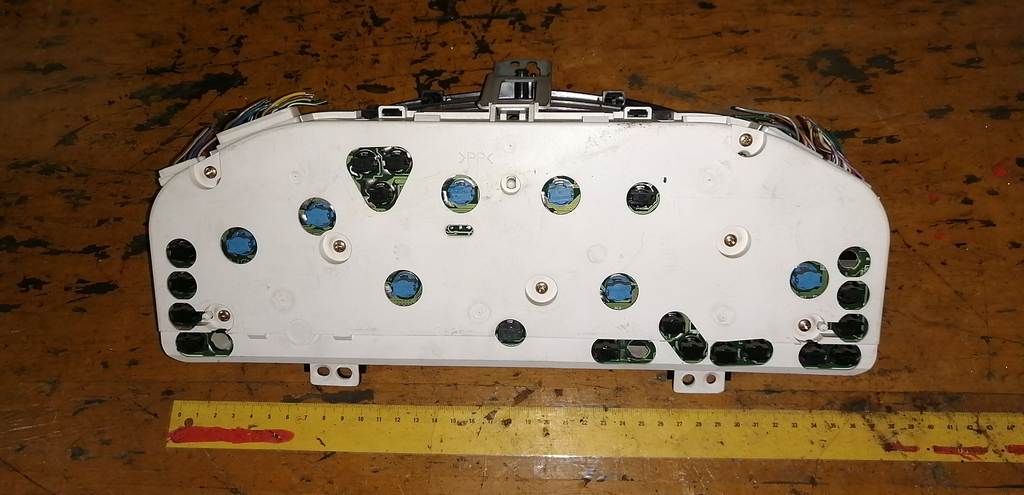 Салон Mazda MPV 2