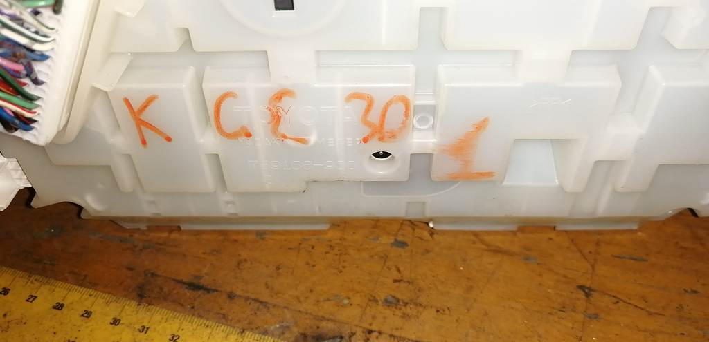 PASSO KGC30 ЩИТОК ПРИБОРОВ (1) Toyota Passo 1