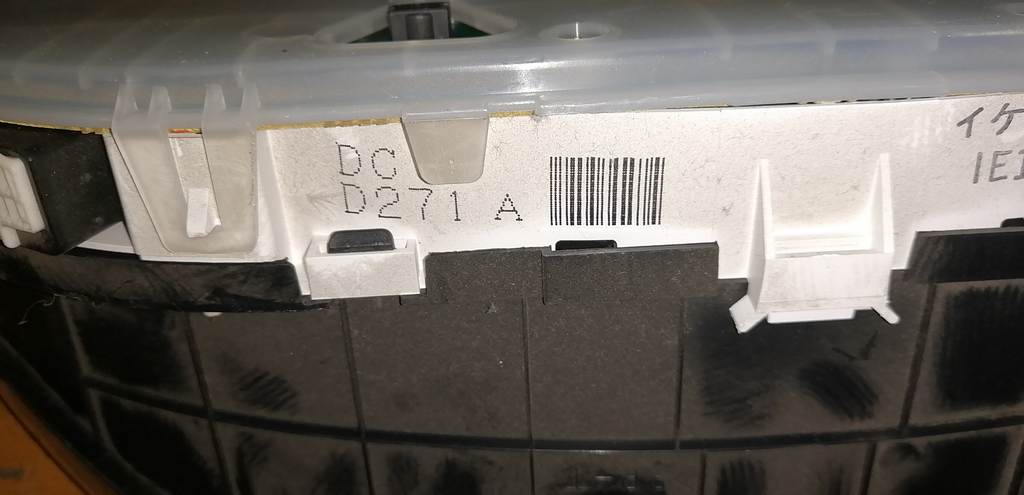 DEMIO DW3W ЩИТОК ПРИБОРОВ DC D271A Mazda Demio 1