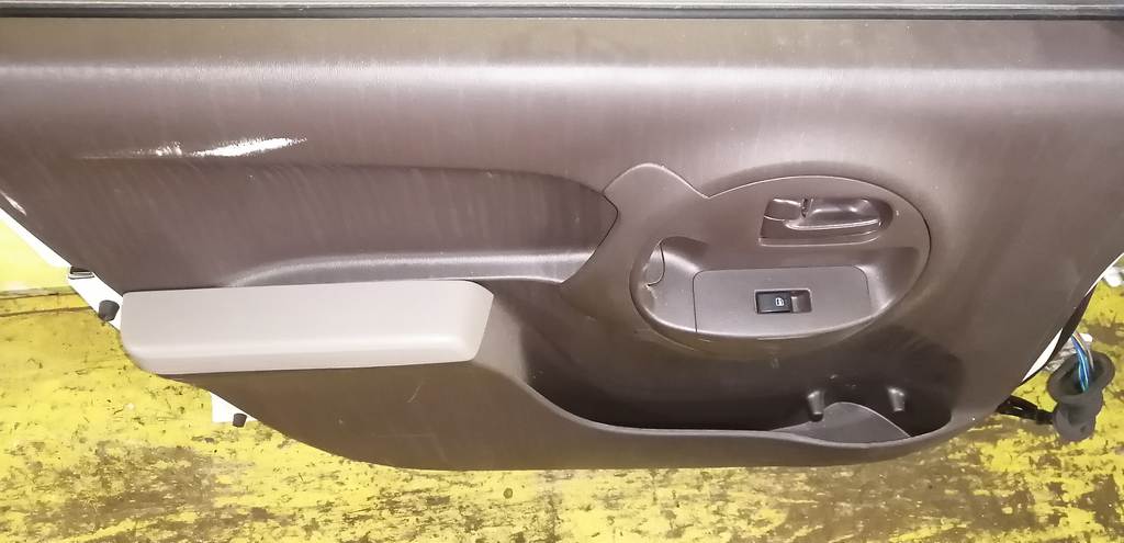 PASSO KGC30 ДВЕРЬ ПЕРЕДНЯЯ ЛЕВАЯ Toyota Passo 4