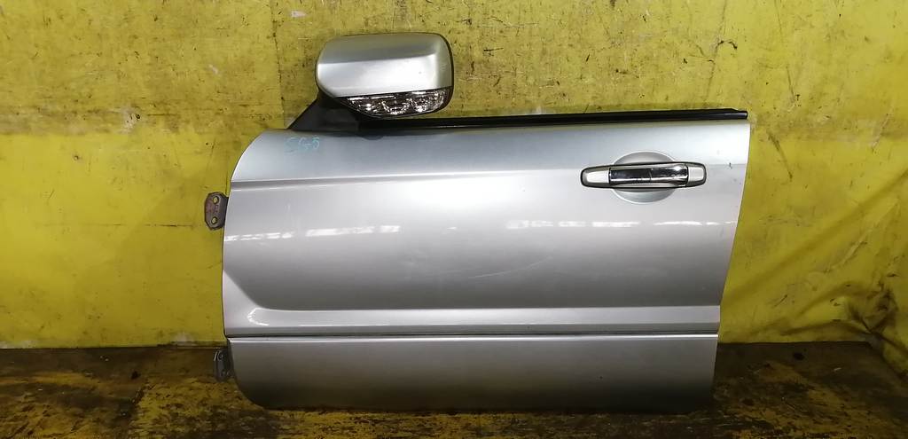 дверь Subaru Forester 0