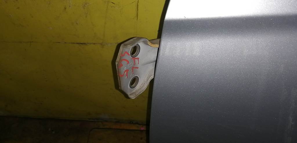 FORESTER SG5 ДВЕРЬ ПЕРЕДНЯЯ ЛЕВАЯ Subaru Forester 1