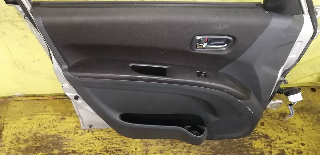 Кузов Suzuki Solio 5