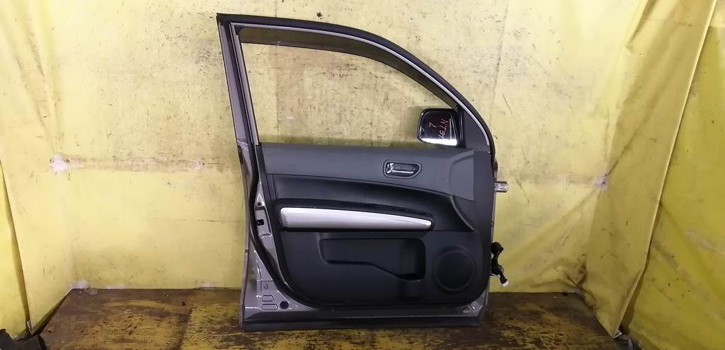 дверь Nissan X-Trail 3