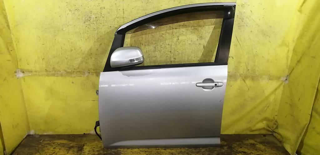 дверь Toyota Ractis 0