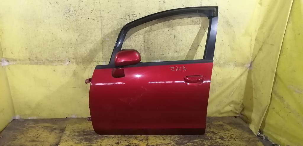 дверь Mitsubishi Colt 0