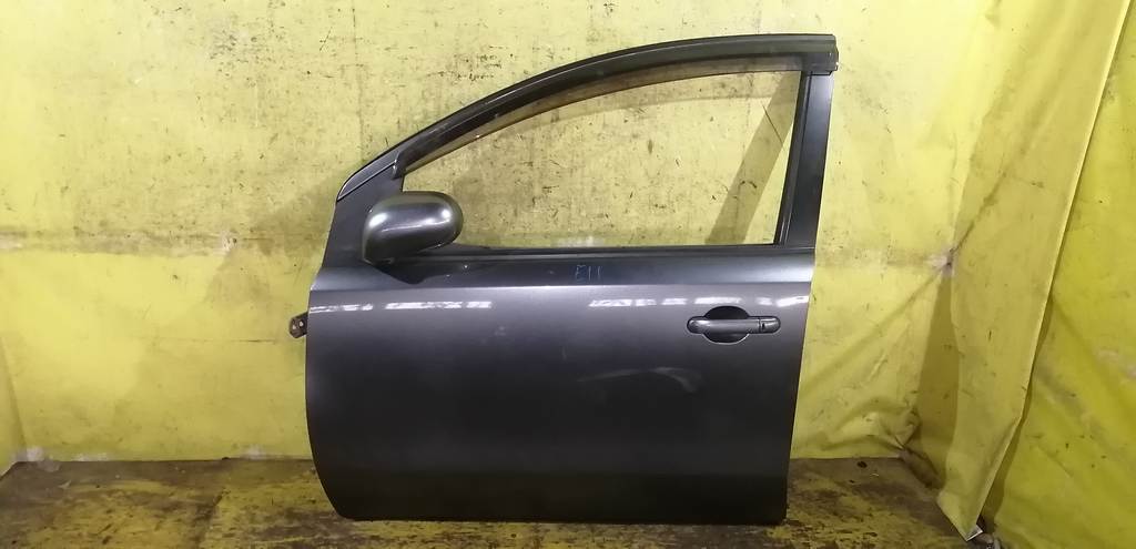 дверь Nissan Note 0