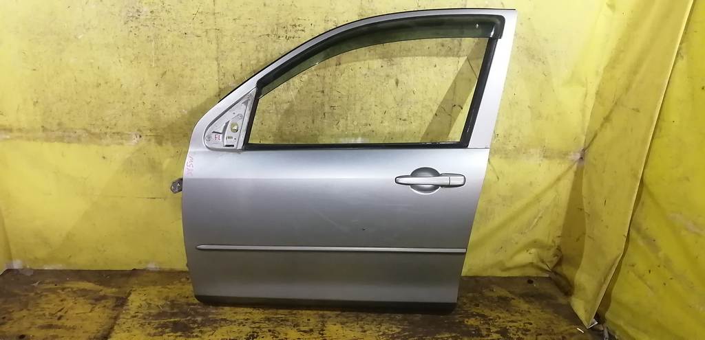 дверь Mazda Demio 0