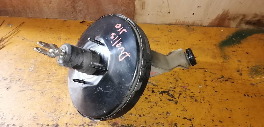 главный тормозной цилиндр Nissan Dualis 0