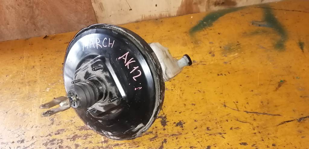 главный тормозной цилиндр Nissan March 0