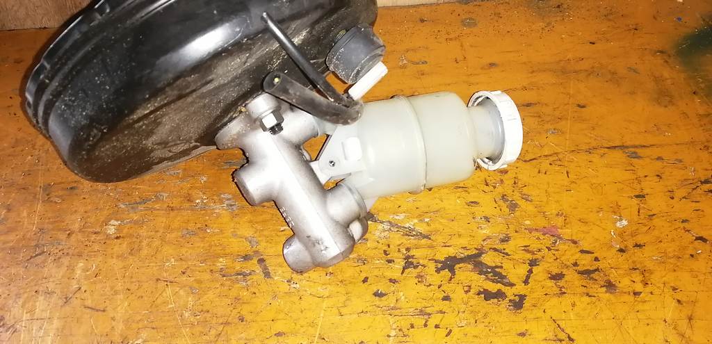 PAJERO MINI H58A ВАКУУМНИК+ГЛАВНЫЙ ТОРМОЗНОЙ Mitsubishi Pajero Mini 1