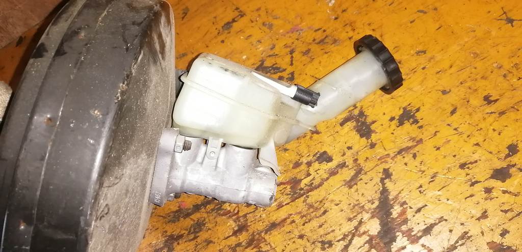 OUTLANDER CW5W ВАКУУМНИК+ГЛАВНЫЙ ТОРМОЗНОЙ Mitsubishi Outlander 1