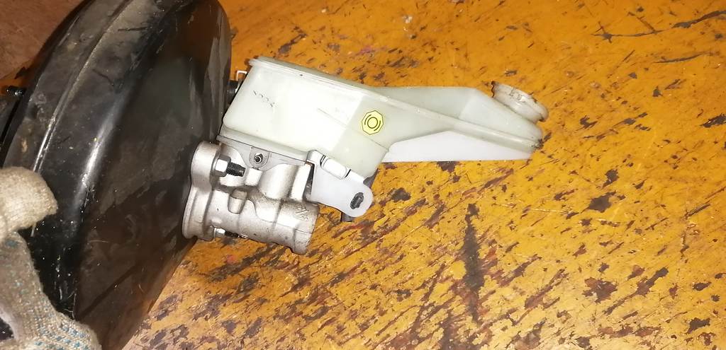 X-TRAIL NT31 ВАКУУМНИК+ГЛАВНЫЙ ТОРМОЗНОЙ 1 Nissan X-Trail 1