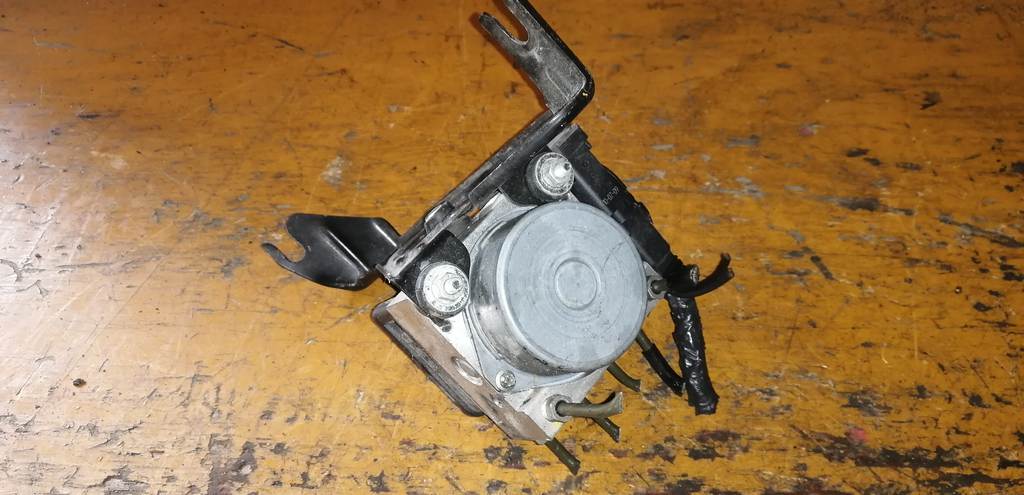 блок abs Nissan Note 3