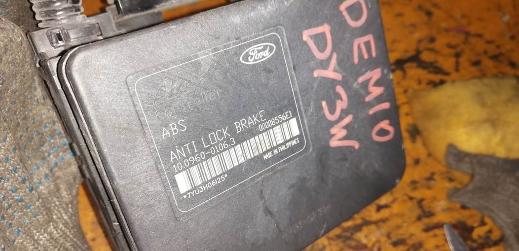 DEMIO DY3W БЛОК ABS 10.0960-0106.3 Mazda Demio 1
