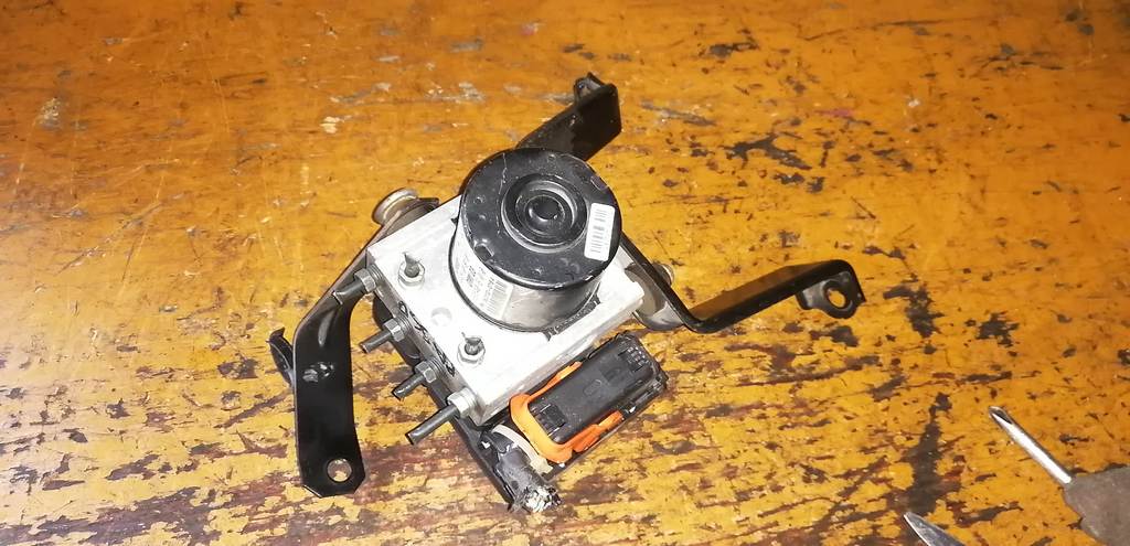 PASSO KGC10 БЛОК ABS 44510-B1011 Toyota Passo 4