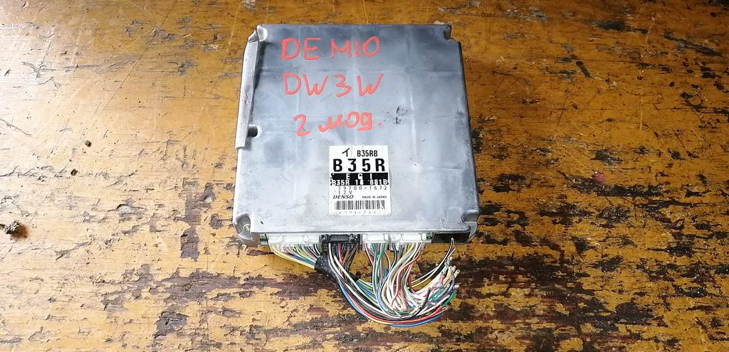 блок управления двс Mazda Demio 0