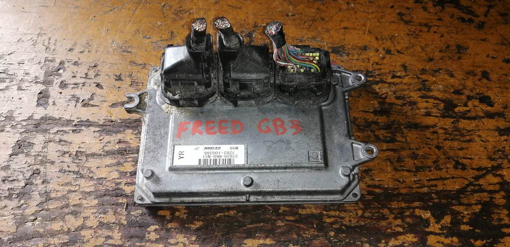 блок управления двс Honda Freed 0