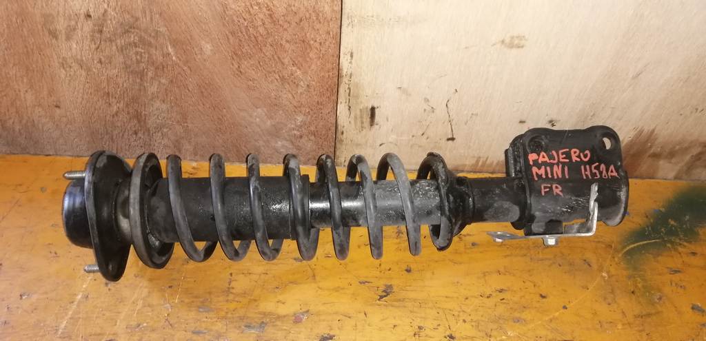 стойка Mitsubishi Pajero Mini 0