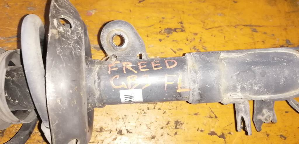 FREED GB3 СТОЙКА ПЕРЕДНЯЯ ЛЕВАЯ Honda Freed 1