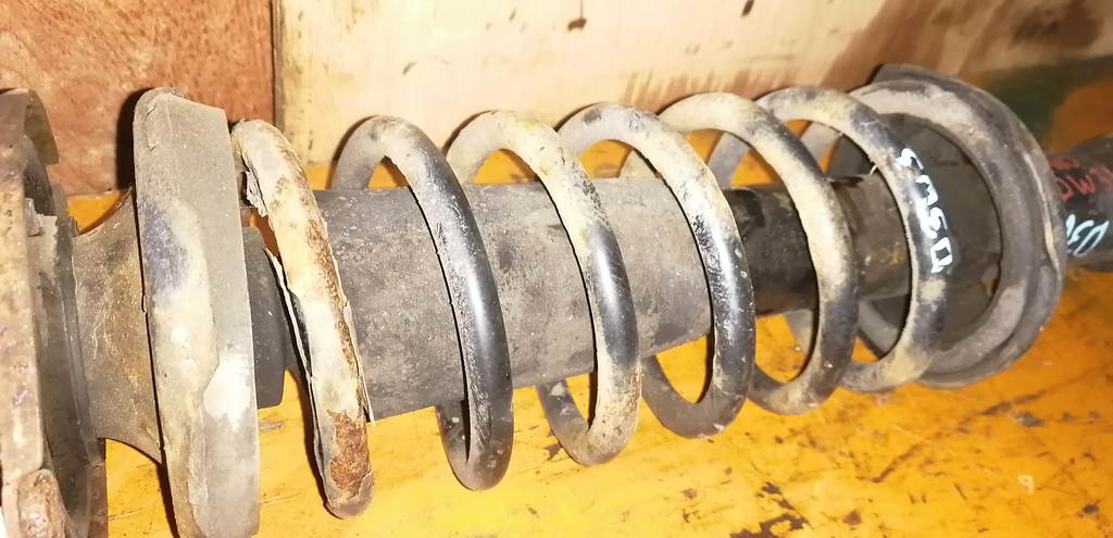 стойка Mazda Demio 3