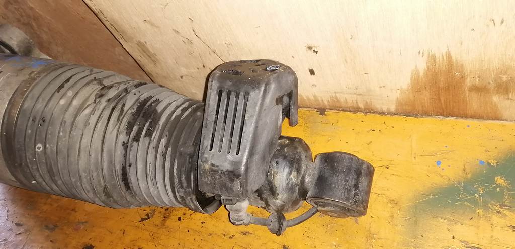 стойка Porsche Cayenne 3