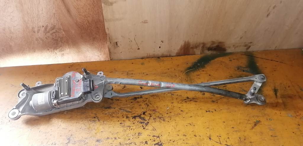 трапеция дворников Porsche Cayenne 0